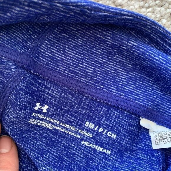 𝅺under Armour Fitted Heatgear Crop Legging - Picture 3 of 5